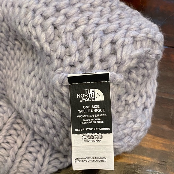 The North Face City Coziest Beanie new for 2021 - Picture 7 of 11